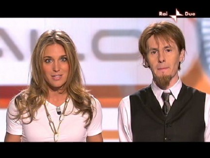 RaiDue: soppresso Scalo76, Emanuele Filiberto conduttore rinuncia all’Isola (che punisce i disertori). E X Factor?