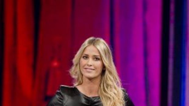 Plastik – Ultrabellezza: la conduttrice è Elena Santarelli