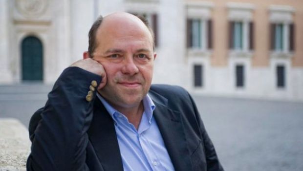 La versione di Banfi, nuovo talk politico da domani su Retequattro