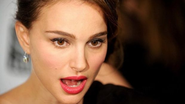 Doppio Terrence Malick per Natalie Portman