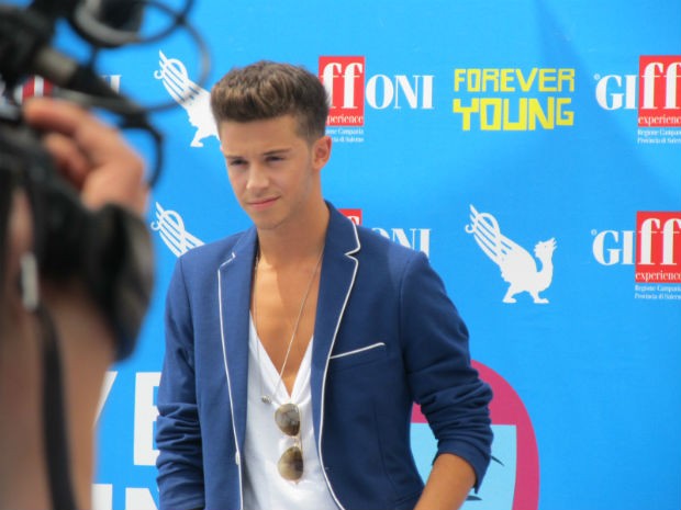Giffoni 2013, Ruggero Pasquarelli a TvBlog: “Violetta in Tour e un film per me, aspettando la terza stagione”