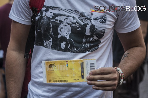 Arctic Monkeys e Miles Kane a Ferrara