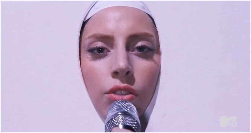 Mtv Video Music Awards 2013 esibizioni