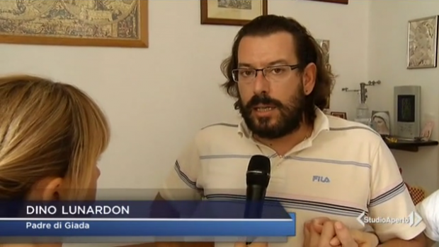 “Giornalisti Mediaset siete sciacalli, ci fate schifo”: il padre della piccola Giada si sfoga su Facebook