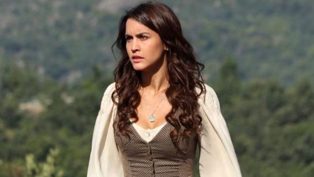 Mediaset, a dicembre Il Segreto in prima serata su Canale 5, serata Simpson e speciale Mistero su Italia 1, Downton Abbey 3 su Rete 4