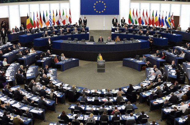 Recovery, l’Eurocamera approva con il sì della Lega