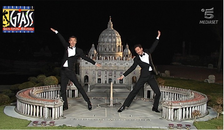 Giass, da domenica 16 marzo su Canale5. Luca e Paolo sfidano Fazio (e Un medico in famiglia)