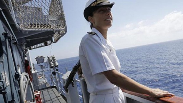 La Scelta di Catia, su Rai 3 Mare Nostrum visto dalla Marina (e da un comandante che non ha eguali)