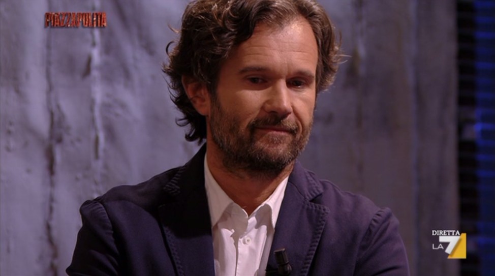 Carlo Cracco: “Masterchef 5? Ci sarò, credo” (VIDEO)