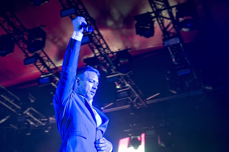 Major Lazer feat. Ellie Goulding & Tarrus Riley, Powerful: testo, traduzione e video