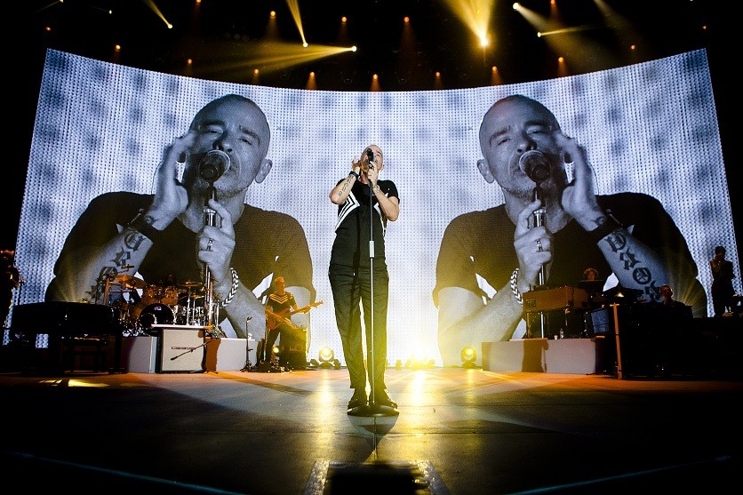 Eros Ramazzotti, Perfetto World Tour: recensione concerto [foto e video]