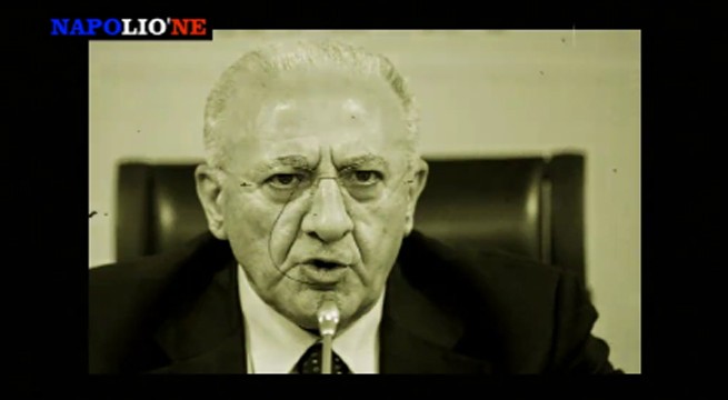 Capodanno 2016, Blob ‘festeggia’ con Vincenzo De Luca “Napolio’ne”