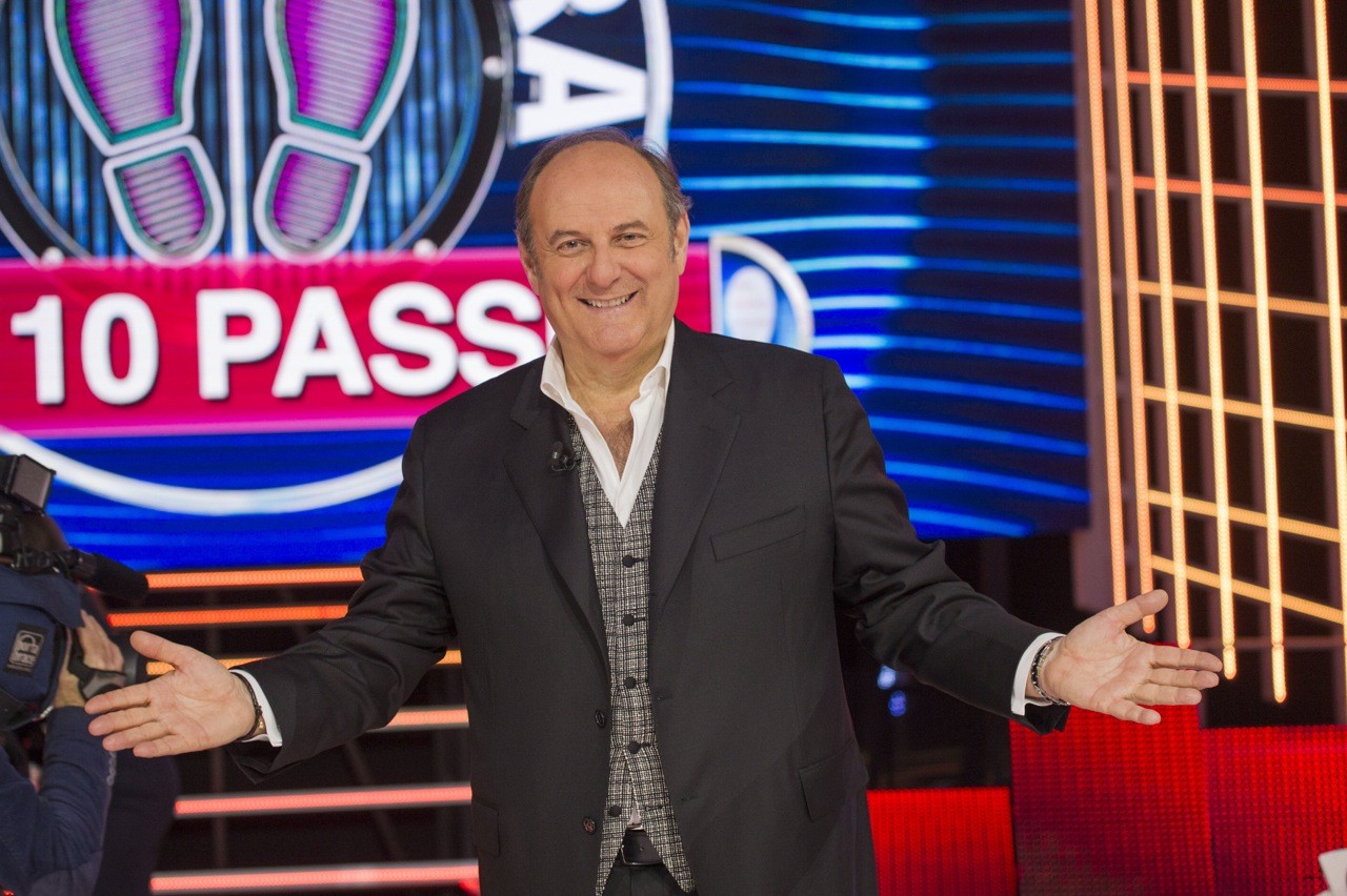 Caduta libera, gli ascolti crescono. Gerry Scotti: “Un’impresa”