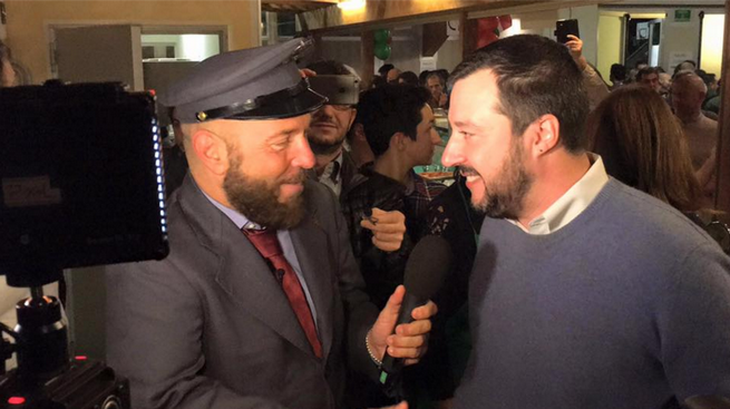C’è posta per te, Ezio Greggio e Enzo Iacchetti chiamano Matteo Salvini (VIDEO)