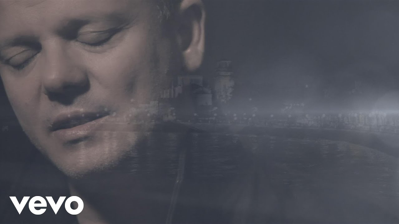 Gigi D’Alessio – Una lunga sera