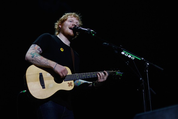 Ed Sheeran, Divide doveva uscire a novembre 2016 ma…
