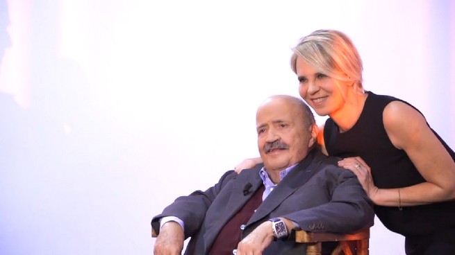 L’intervista, Maria De Filippi ospite di Maurizio Costanzo