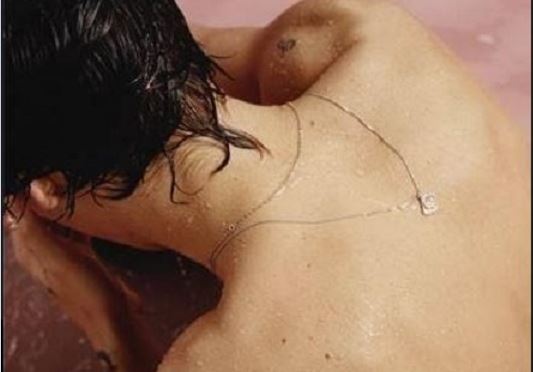 Harry Styles, album solista: “Scrivere il disco è stato come una terapia”