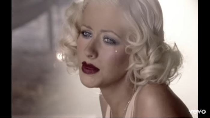 Christina Aguilera, Hurt