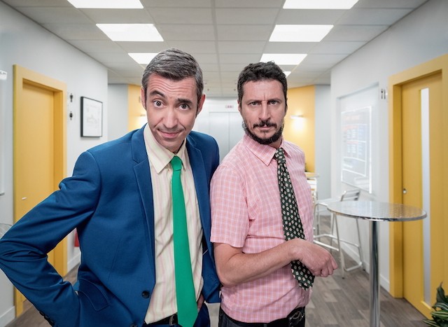 Camera Cafè, veloce ed ironico al punto giusto: l’ideale per l’access prime time di Raidue
