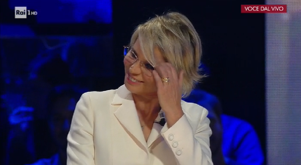 Maria De Filippi fan di Tale e Quale: “Lo guardo anche quando c’è Tu sì que vales”