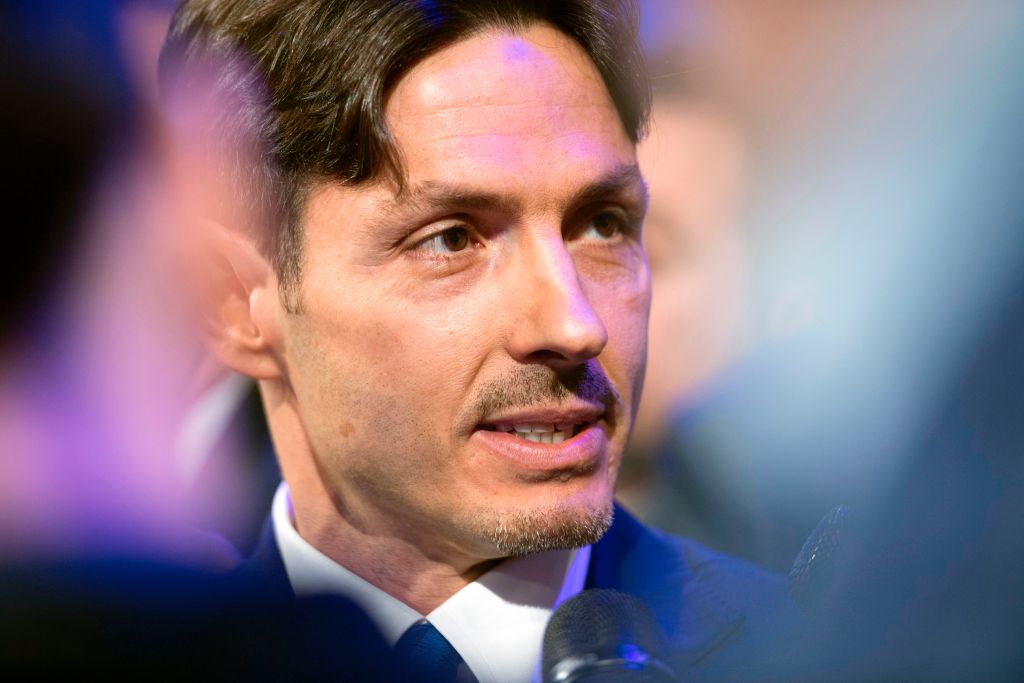 Pubblicità in Tv, Pier Silvio Berlusconi: “Tetti stringenti per servizio pubblico”. Botta e risposta Mediaset-Rai