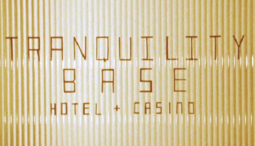 Arctic Monkeys, nessun singolo prima dell’uscita del disco “Tranquility Base Hotel & Casino”
