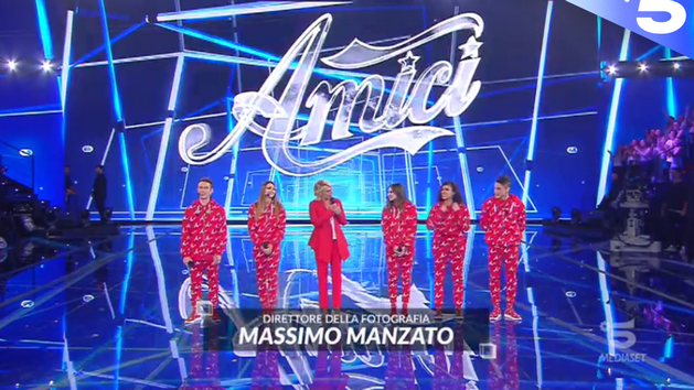 Amici 17 semifinale 3 giugno 2018: Einar, Lauren, Carmen e Irama finalisti
