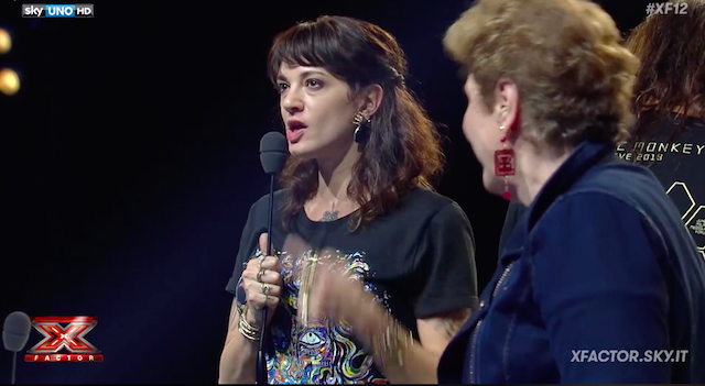 X Factor 12, Asia Argento: “Grazie a voi sto sopravvivendo” (Video)