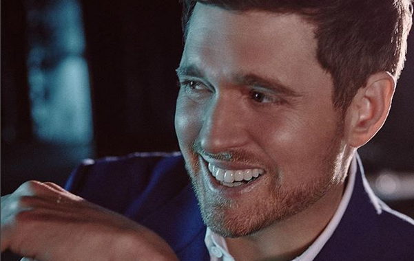 Michael Bublé si ritira? L’ufficio stampa nega: “Le voci sono completamente false”