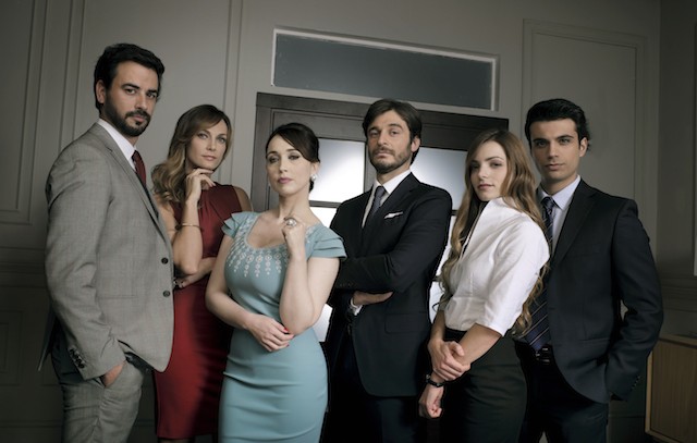 Elena Bucaccio a Blogo: “Non dirlo al mio capo? L’ispirazione da Grey’s anatomy. Lavoro su un family drama alla This Is Us”