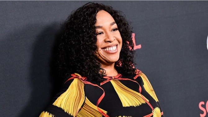 Shonda Rhimes lavora per Netflix a film e serie tv dal romanzo Recursion di Blake Crouch