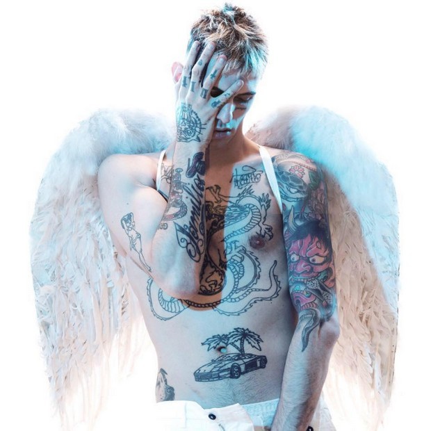 Achille Lauro a Sanremo 2019 con Rolls Royce: in tv, ha partecipato a Pechino Express