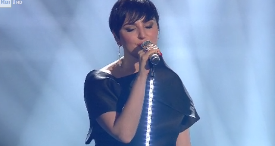Arisa ricorda X Factor: “Penso di penalizzare i ragazzi per la scarsa credibilità data a me da altri giudici”