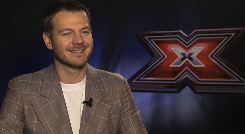 X Factor 13, Alessandro Cattelan: “Mi è stato proposto di essere anche autore, ho accettato volentieri” (intervista video)