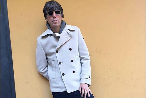 Bugo, il cantante in gara con Morgan a Sanremo 2020 (Instagram e album)
