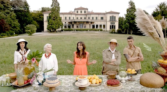 Bake Off Italia 2020 esplora le nuove frontiere della dolcezza: il set e il promo della nuova edizione