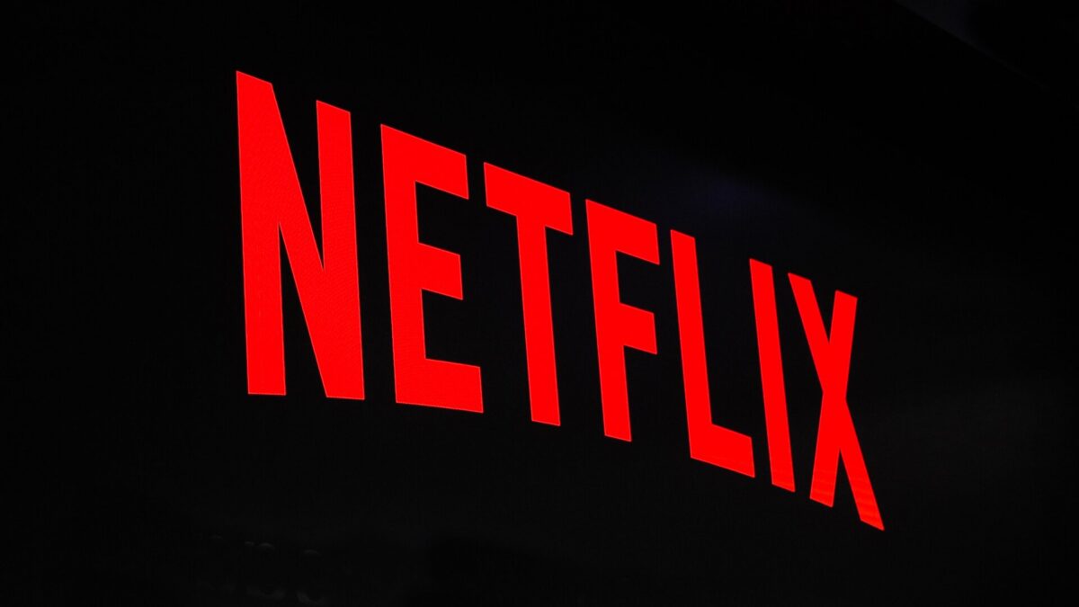 Netflix cresce meno del previsto, sfiora i 208 milioni di abbonati e punta sul ritorno di The Witcher, You e La Casa di Carta