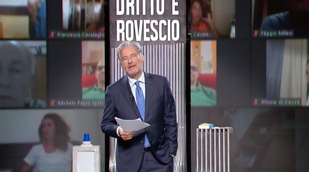 Dritto e Rovescio, Paolo Del Debbio contro Beppe Grillo: “Sei un poveretto. Attacca quelli come me se hai i cogl*oni!” (Video)