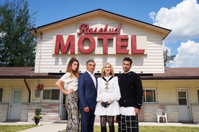 Di cosa parla Schitt’s Creek, la comedy vincitrice agli Emmy Awards 2020 (Video)