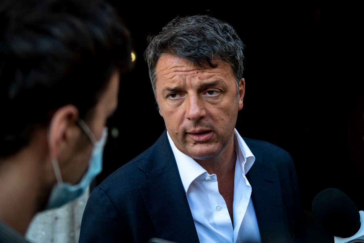 Renzi anche oggi alla carica con “non vogliamo poltrone”. Quanto durerà questa sceneggiata?