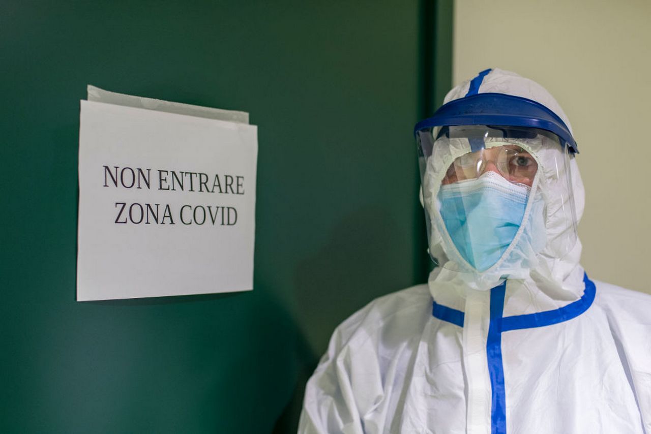 Contagi: l’Italia vicina allo “scenario 4”, cosa significa