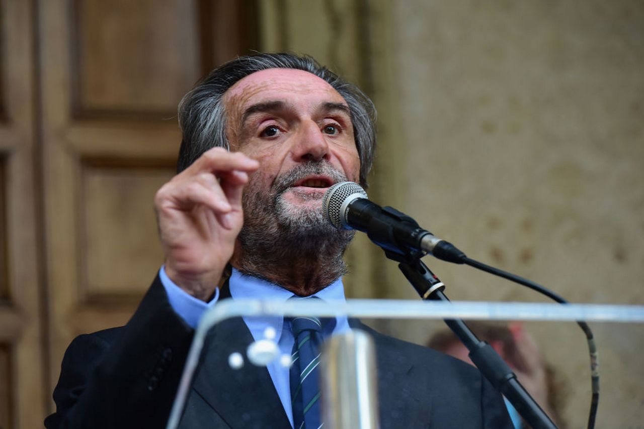 Fontana: “Rischio fuga dal Nord il 19 e il 20 dicembre”