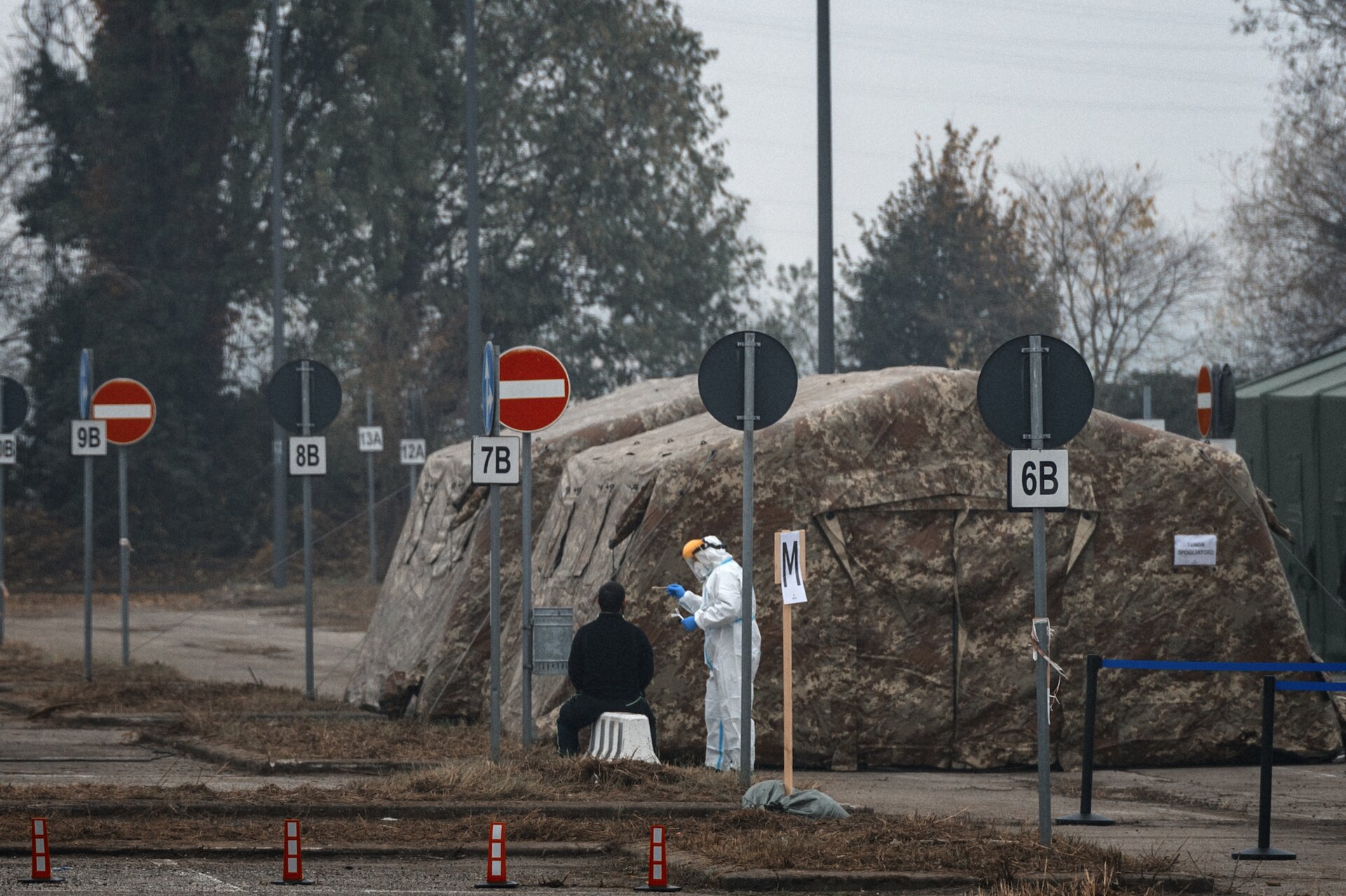 Nuove zone arancioni e rosse, oggi la decisione. Distribuzione vaccino: in campo l’Esercito