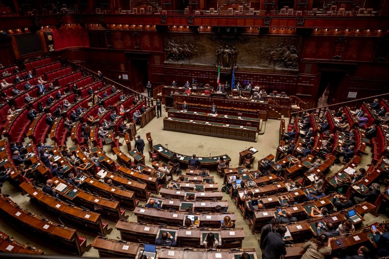 La Camera approva la manovra di bilancio