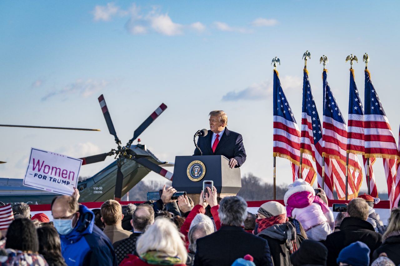 Il “Patriot party”: Donald Trump pensa a un suo partito per il 2024
