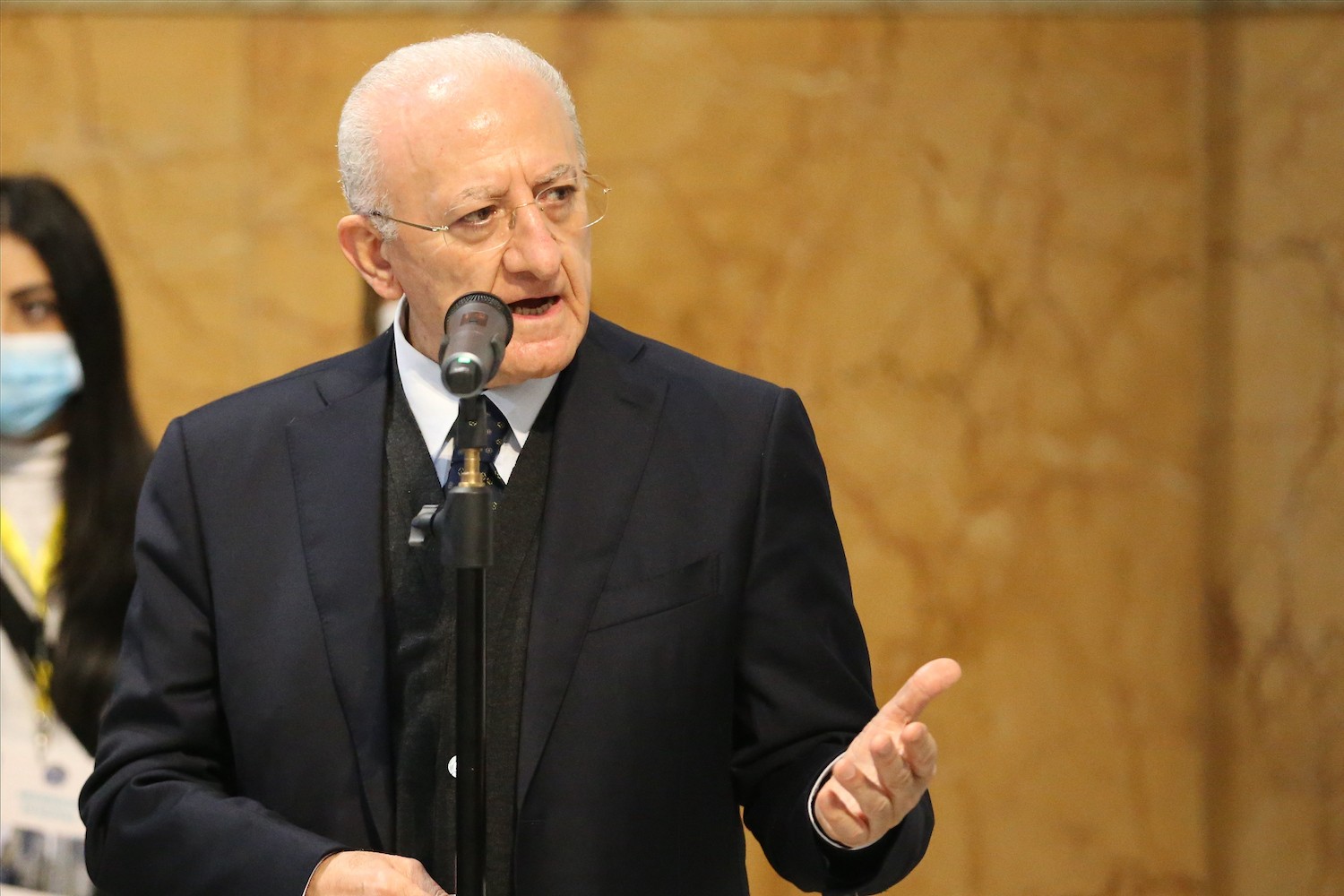 Autonomia delle Regioni sull’acquisto dei vaccini? Il governo pronto a dire no