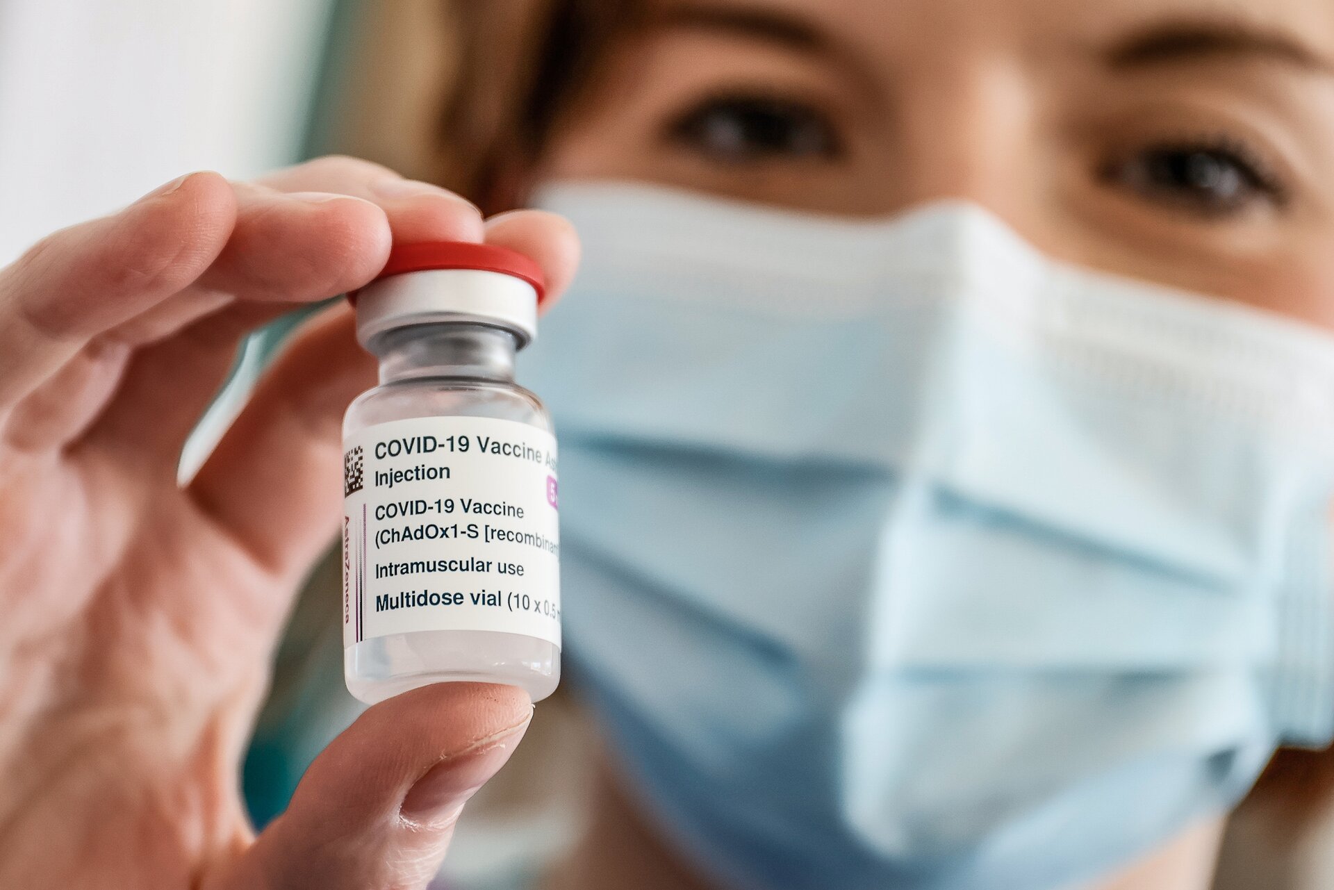 La Commissione UE avvia un’azione legale contro AstraZeneca