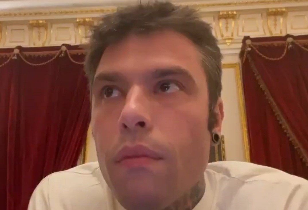 Fedez vs Franco Di Mare: l’ex direttore di Rai 3 a giudizio per diffamazione per i fatti del Concertone Primo Maggio 2021