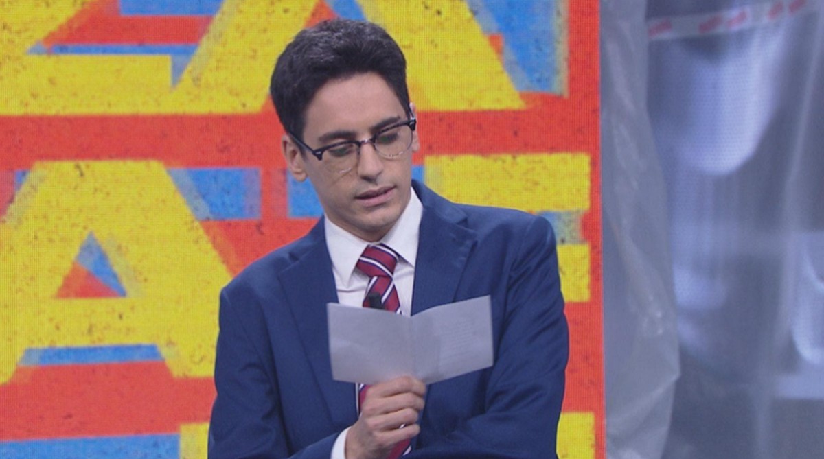 Valerio Lundini e il politicamente corretto: “Va ignorato, non è un vero problema. Rocco Tanica trattato al pari di Vittorio Feltri”